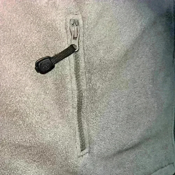 North End Sz L Fleece Vest Embroidered Bear Center Cozy Cabin Core - Picture 9 of 15